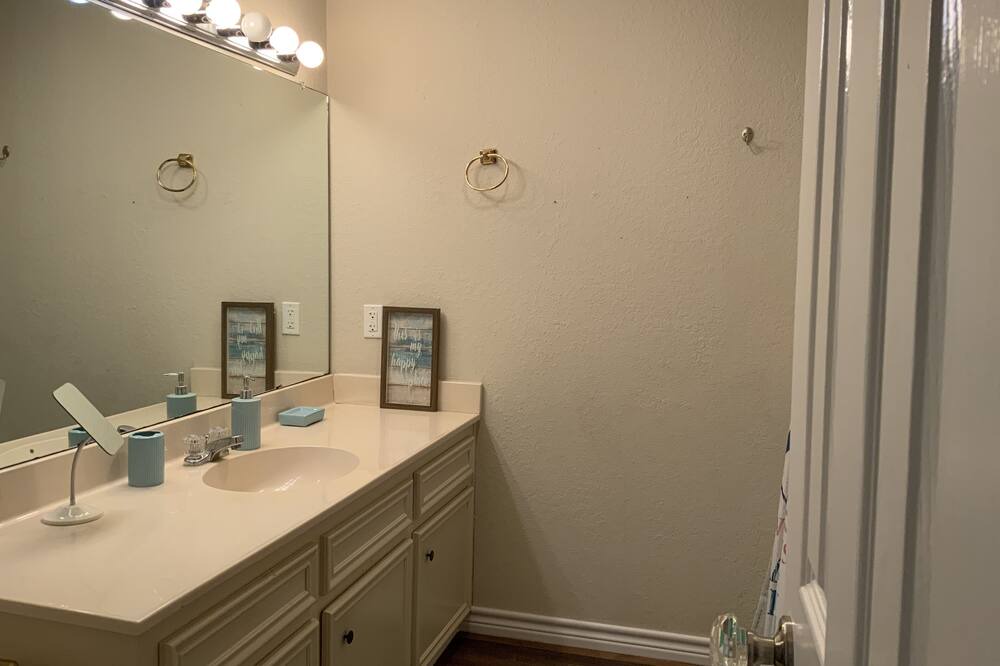 Photo of Bathroom in Franklin