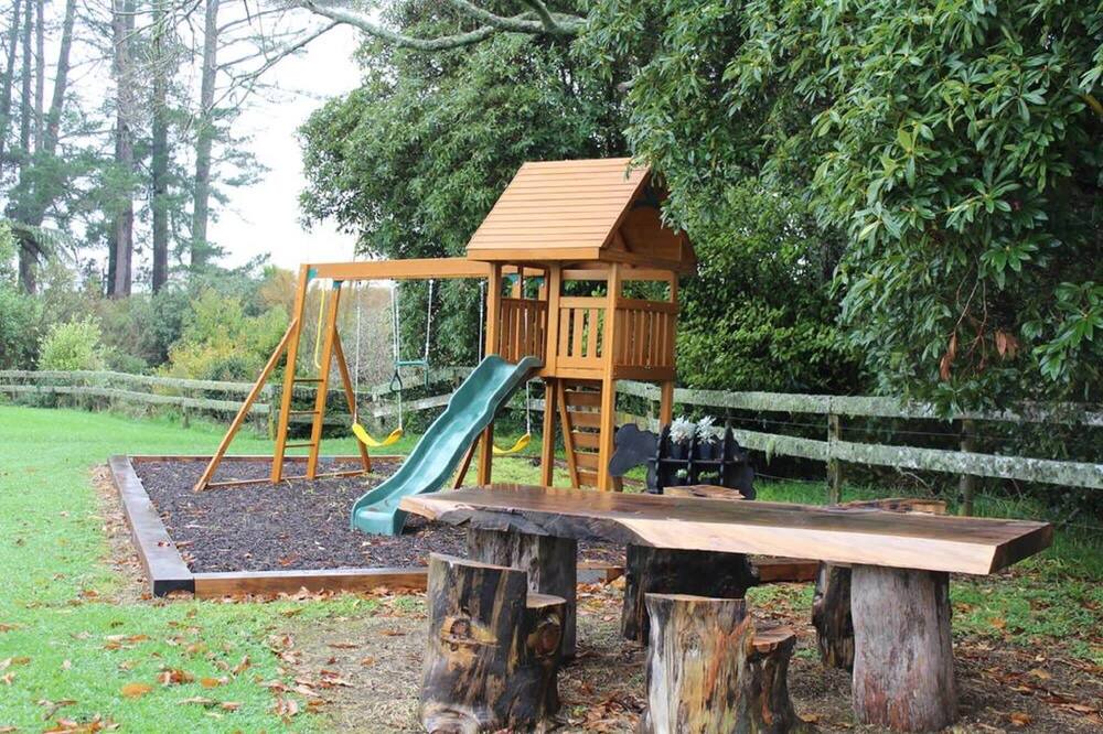 Photo of Others in Stratford