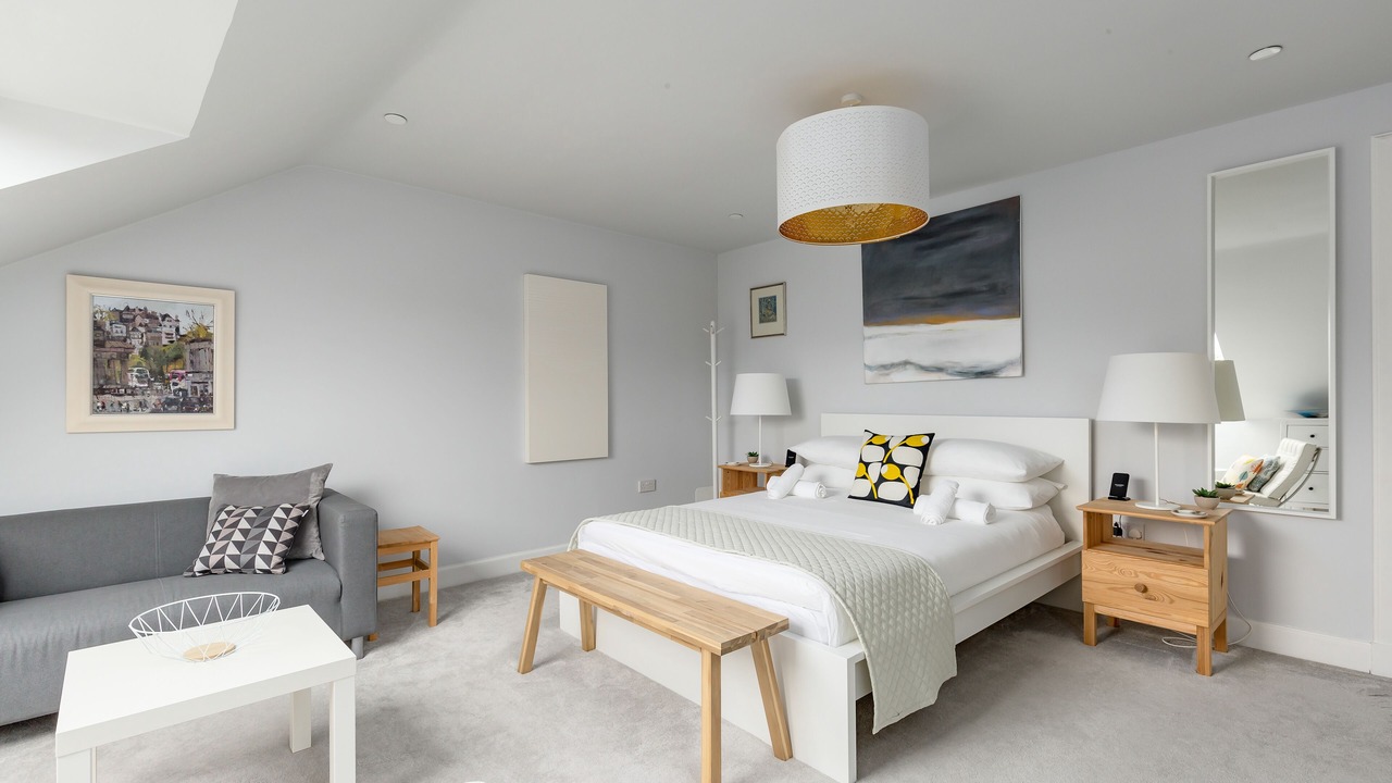 Photo of Others in Bonnington