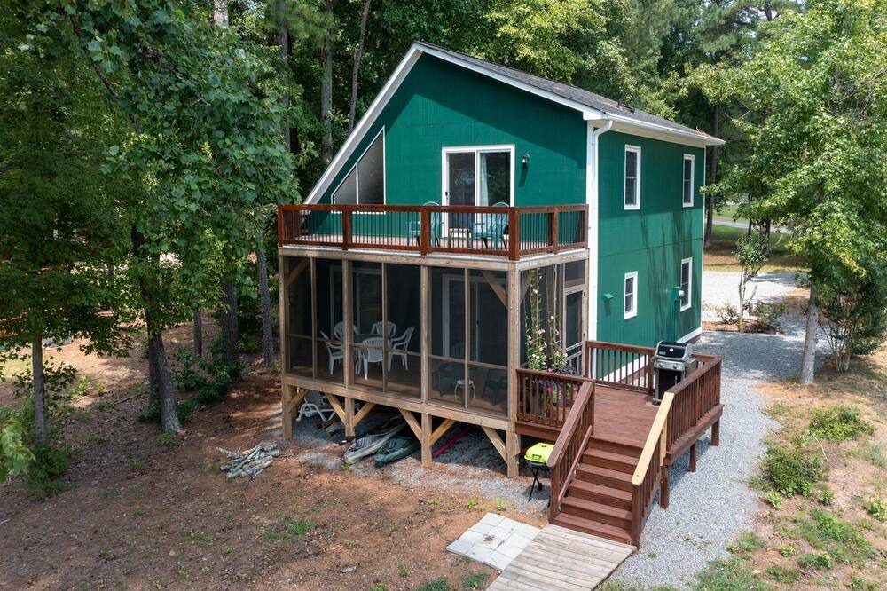 Photo of Outdoor in North Shore Acres