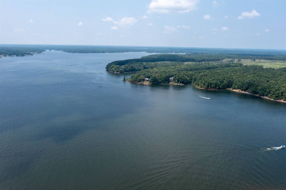 Photo of Outdoor in North Shore Acres