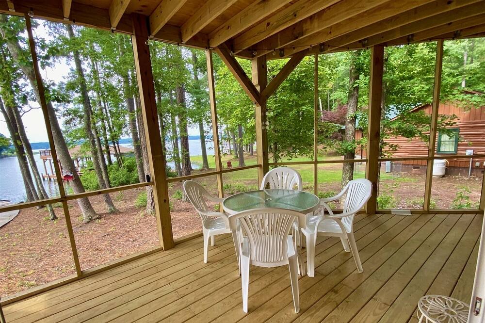 Photo of Outdoor in North Shore Acres