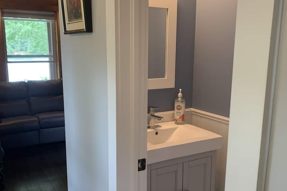 Photo of Bathroom in Val-des-Bois