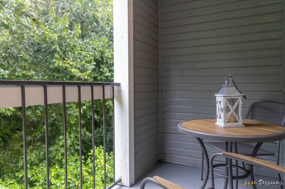 Photo of Patio Balcony in Red Bank