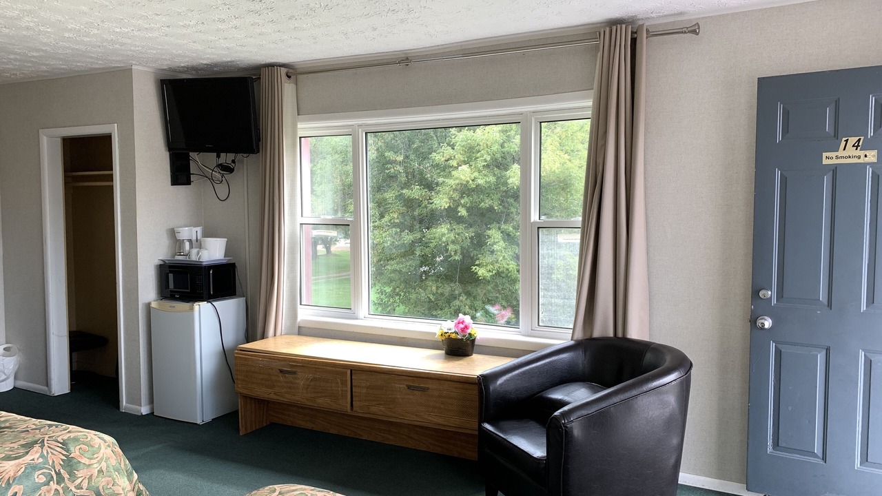 Photo of Bedroom in Blind River