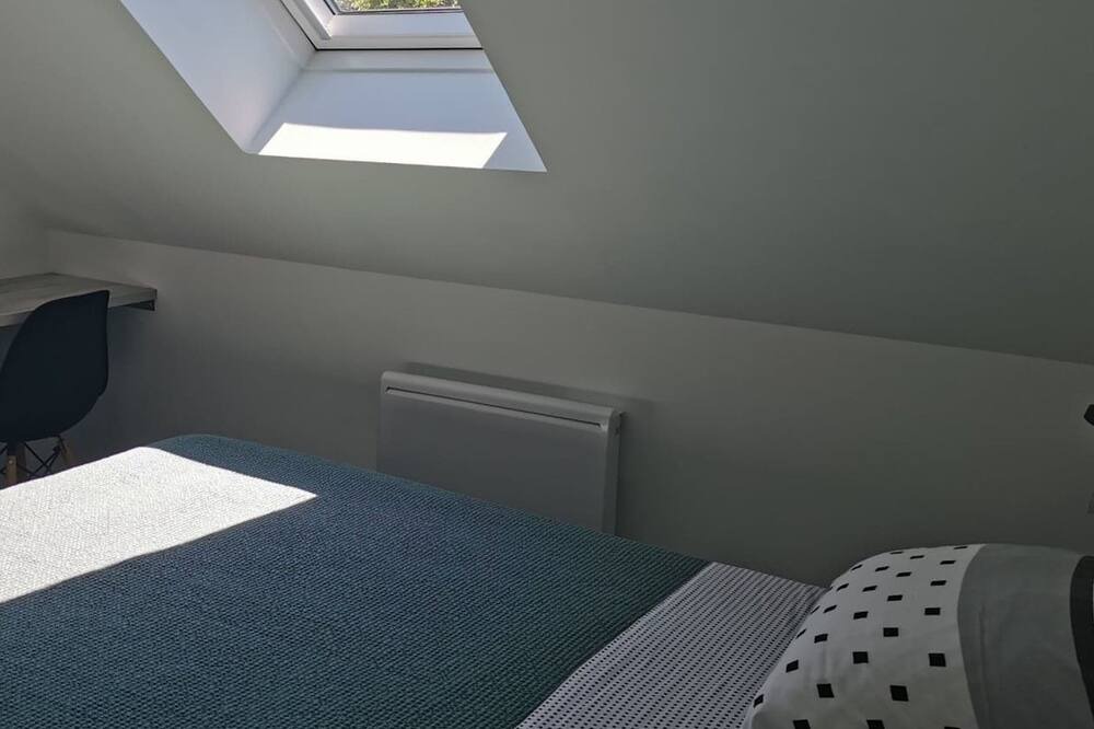 Photo of Bedroom in Le Vivier-sur-Mer