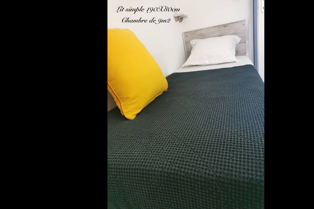 Photo of Bedroom in Le Vivier-sur-Mer