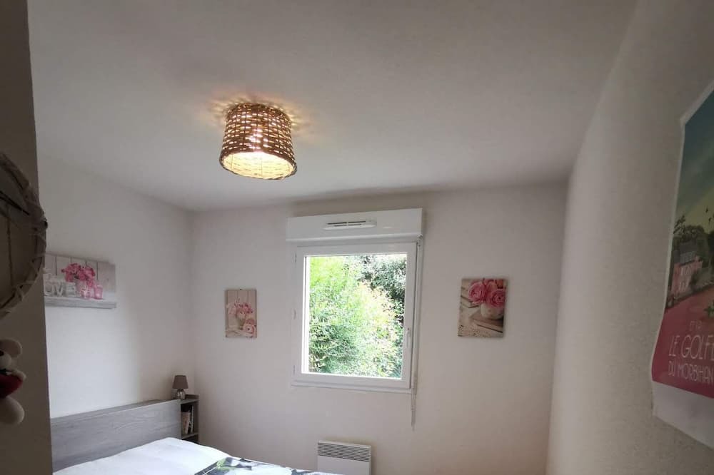 Photo of Bedroom in Breal-sous-Montfort