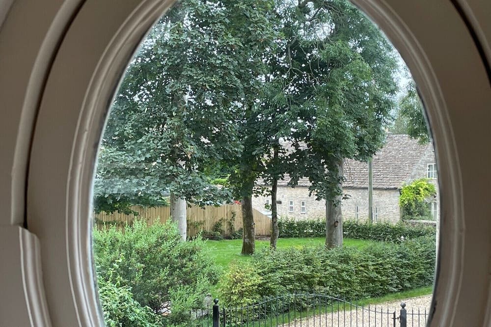 Photo of Bedroom in Kingscote