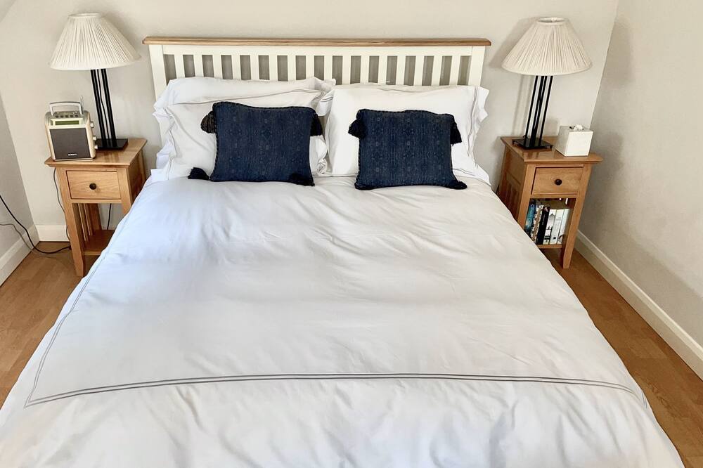 Photo of Bedroom in Kingscote