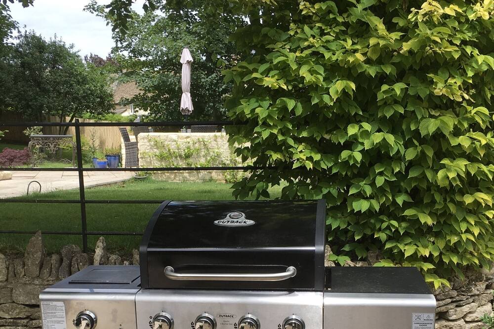 Photo of Outdoor in Kingscote