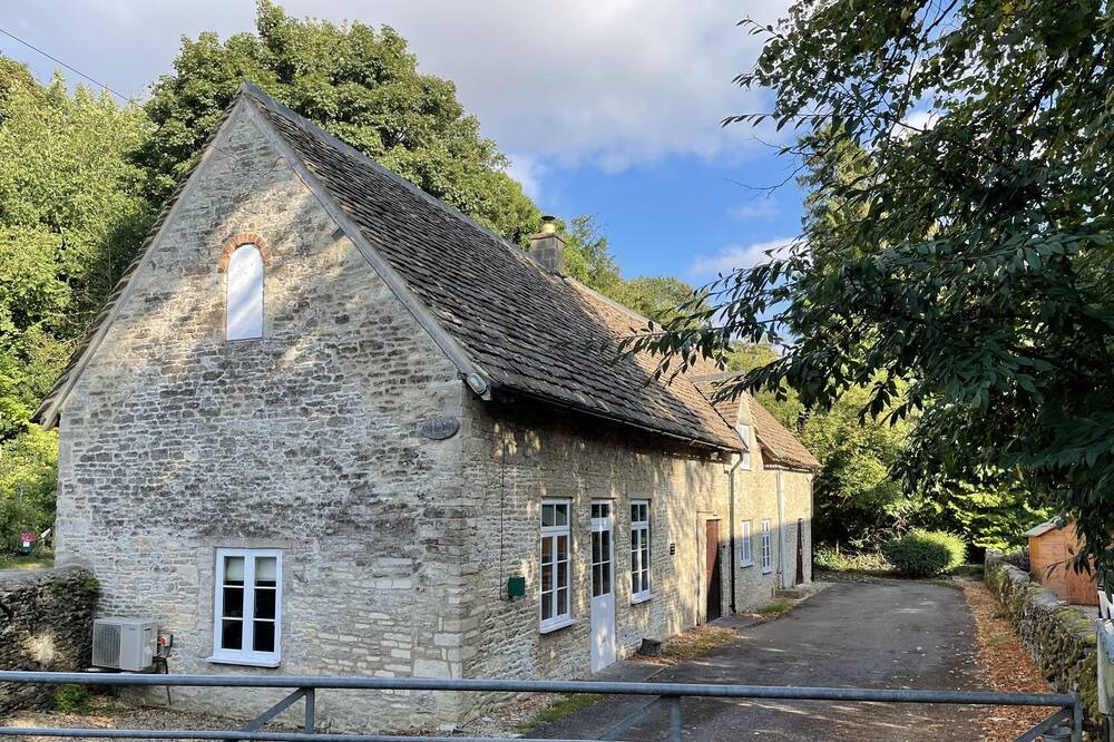 Photo of Outdoor in Kingscote