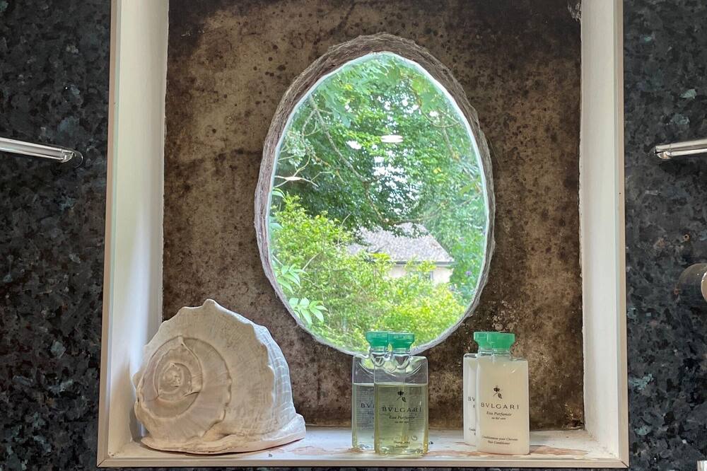 Photo of Others in Kingscote