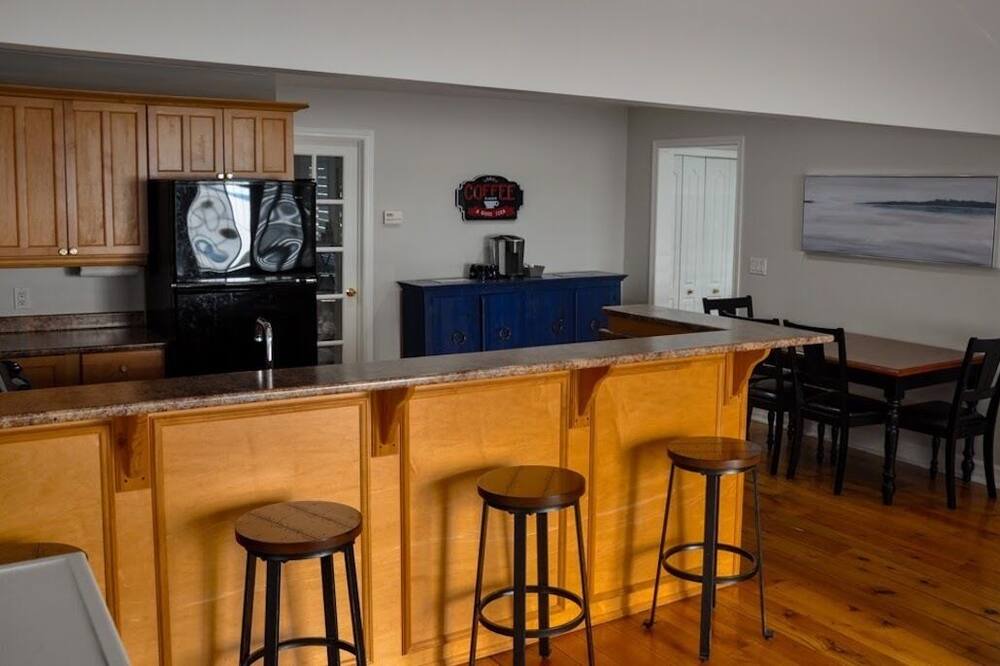 Photo of Kitchen in Amherstburg