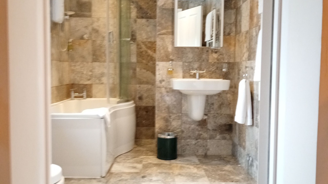 Photo of Bathroom in Sevenoaks