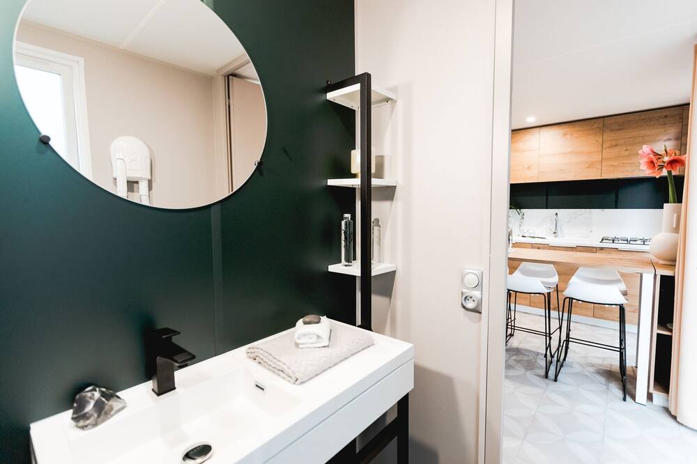 Photo of Bathroom in Olonne-sur-Mer