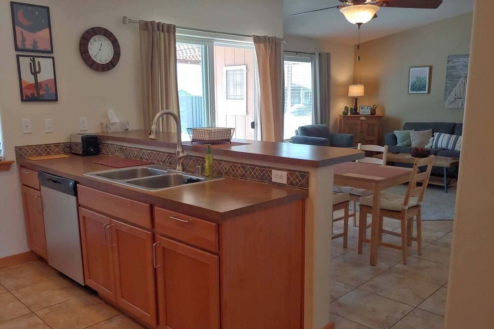 Photo of Kitchen in Desert Aire