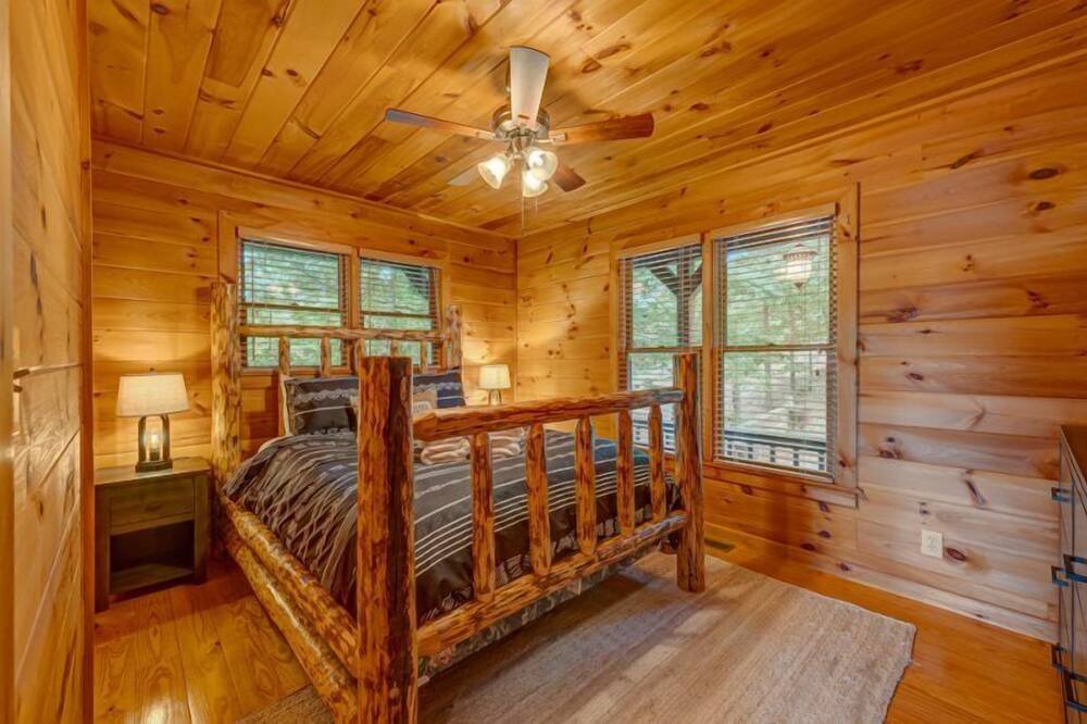 Photo of Bedroom in Necowa Cove