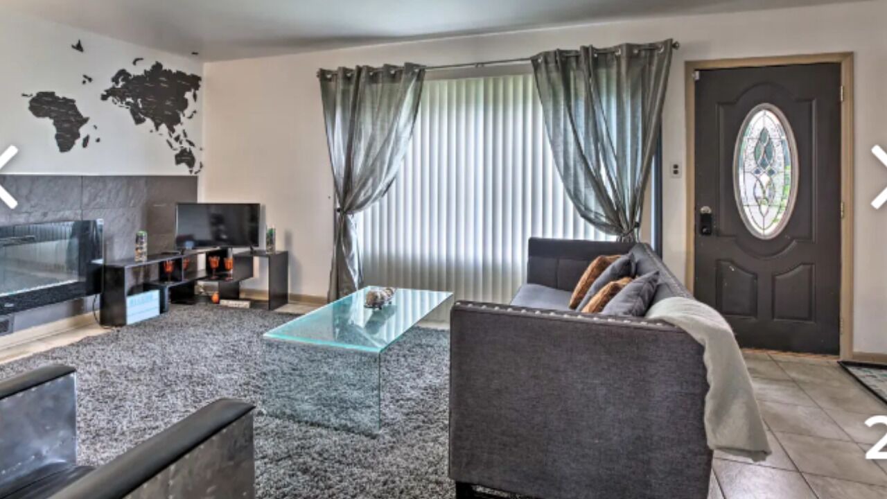 Photo of Livingroom in Sauk Village