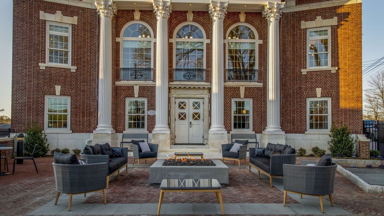 Photo of Patio Balcony in Huntington