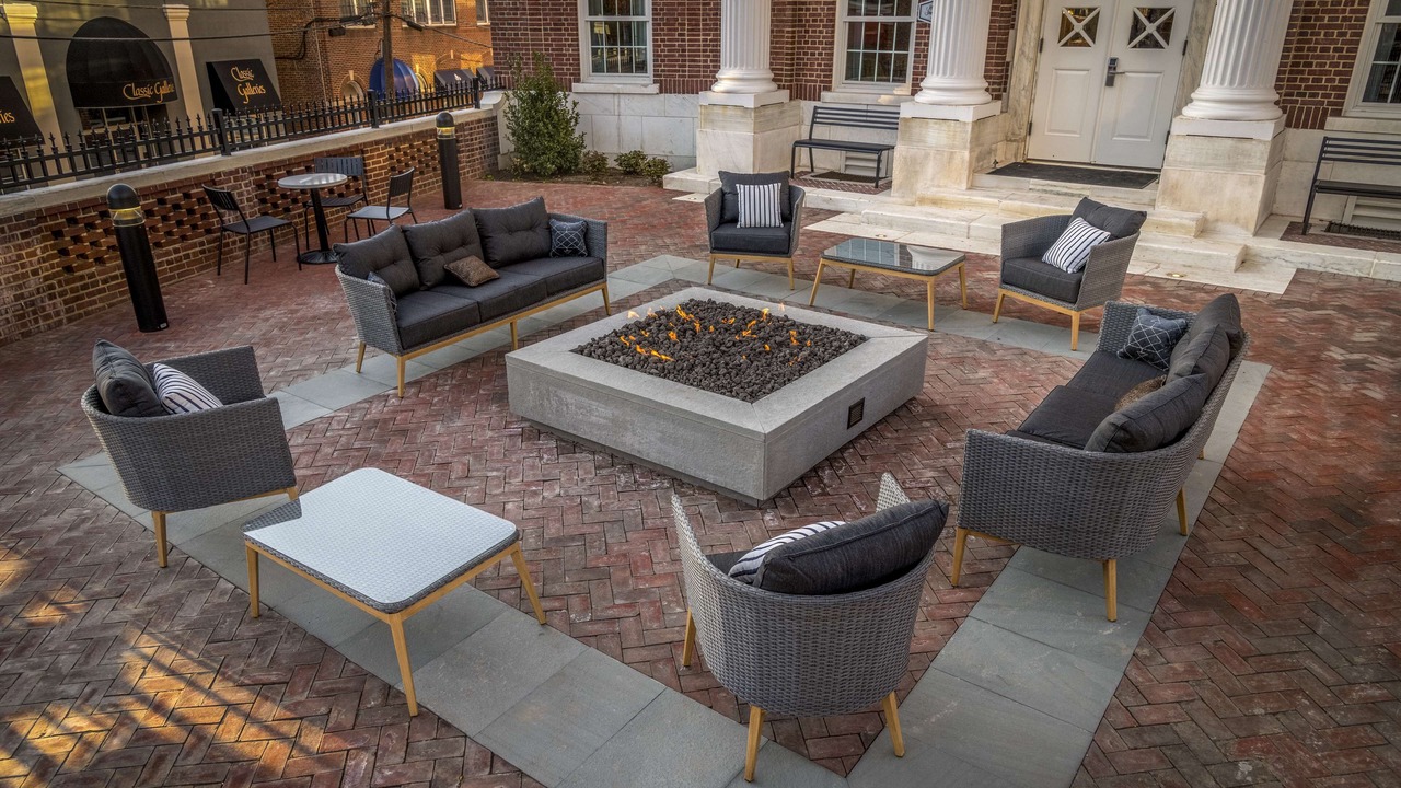 Photo of Patio Balcony in Huntington