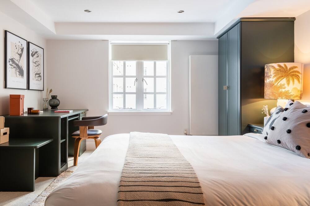 Photo of Bedroom in Wapping