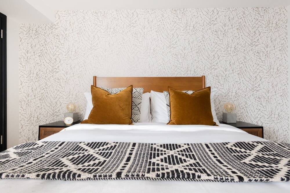 Photo of Bedroom in Wapping