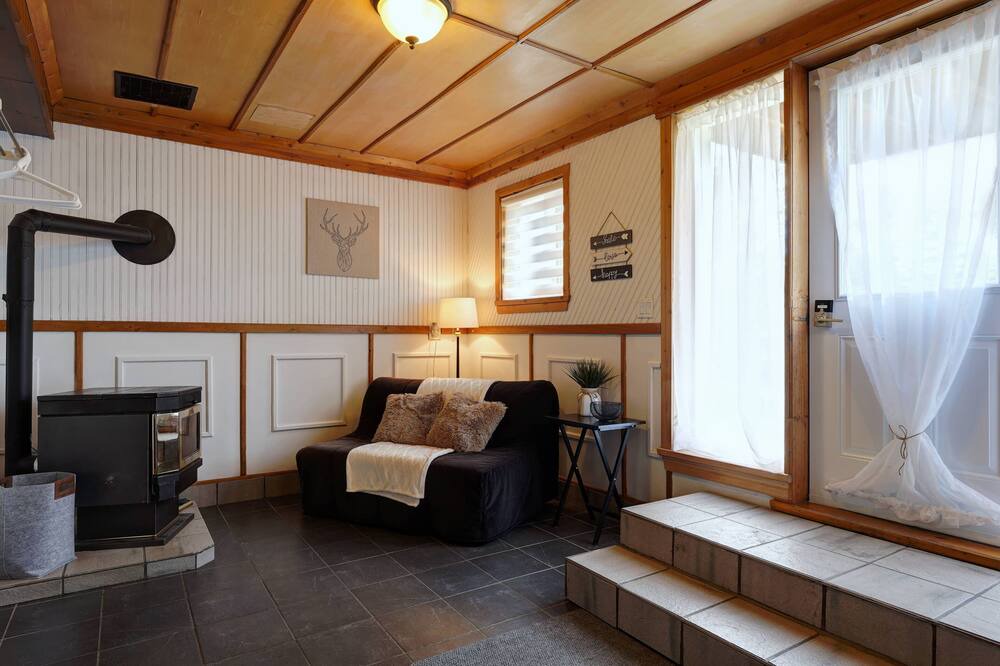 Photo of Bedroom in Sainte-Cecile-de-Whitton