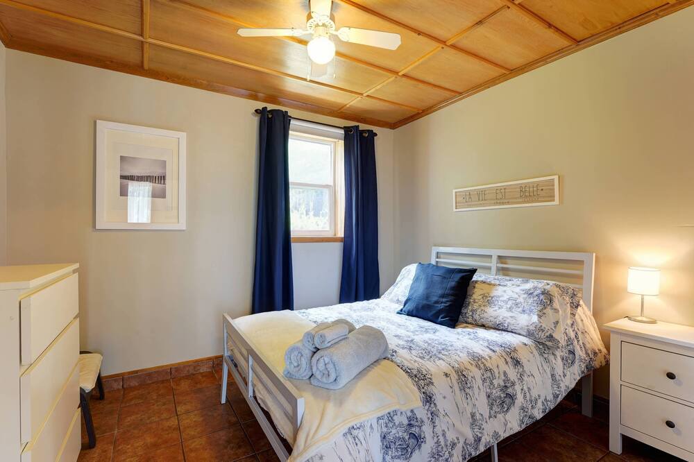 Photo of Bedroom in Sainte-Cecile-de-Whitton