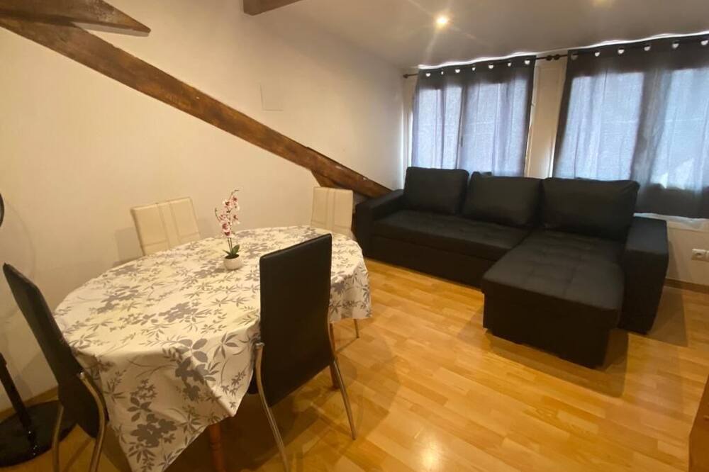 Photo of Livingroom in Tarbes