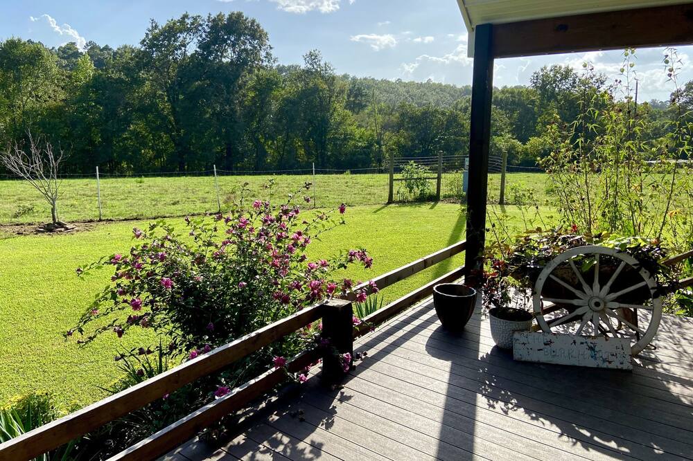 Photo of Patio Balcony in Smithville