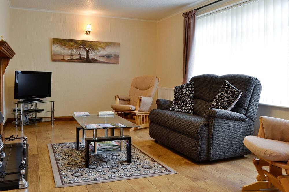 Photo of Others in Chirk