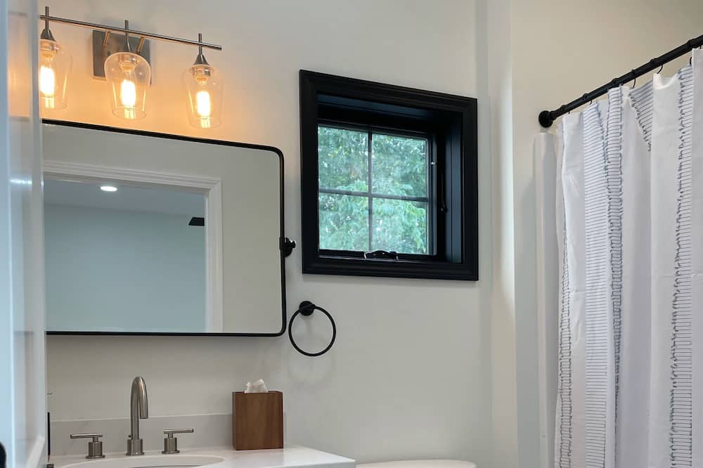 Photo of Bathroom in Ingraham