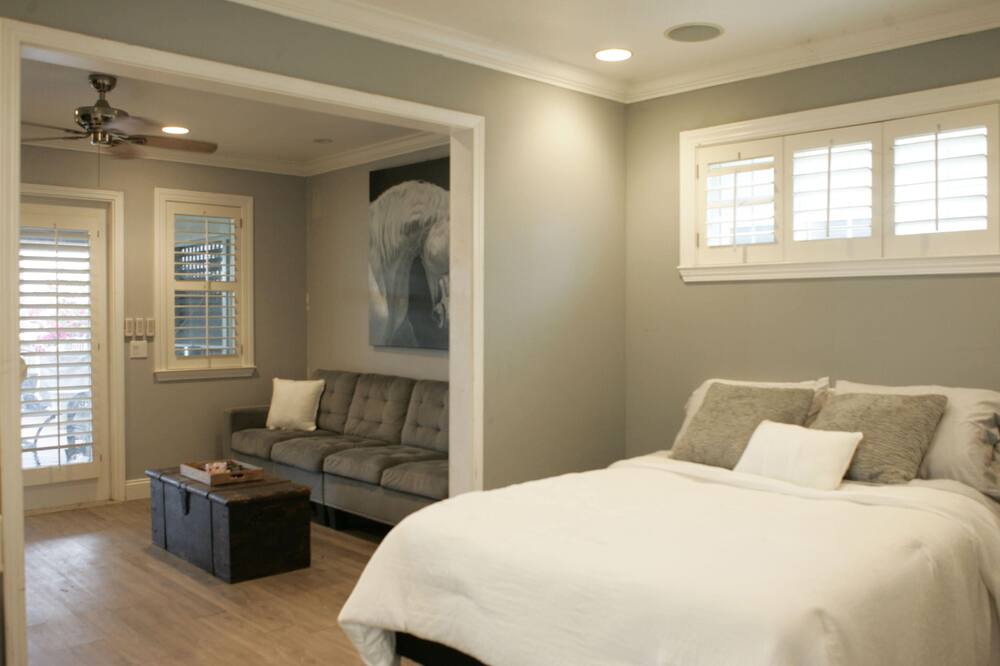 Photo of Bedroom in Discovery Bay