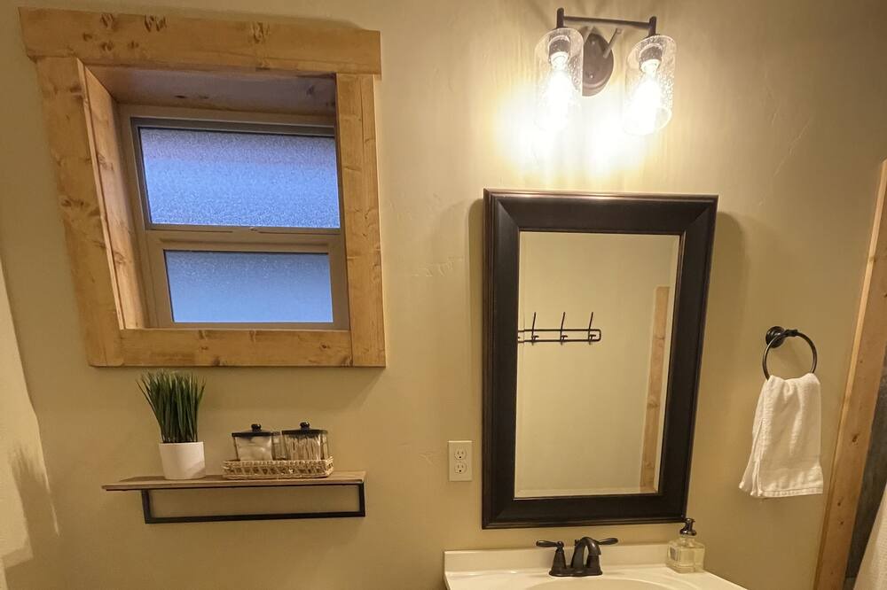 Photo of Bathroom in Riggins