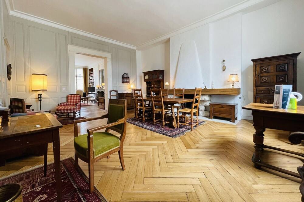 Photo of Livingroom in Old Town