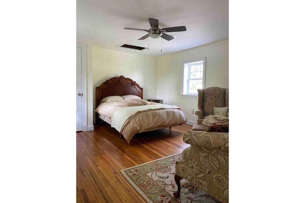 Photo of Bedroom in Ridgeway