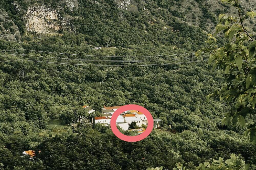Photo of Others in Drivenik