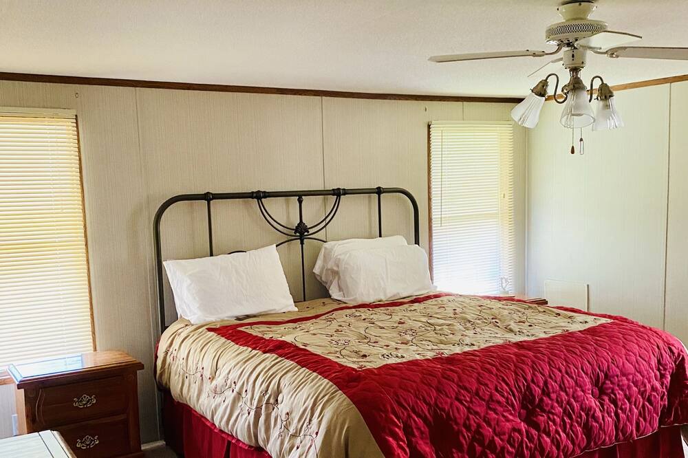 Photo of Bedroom in Amistad National Recreational Area