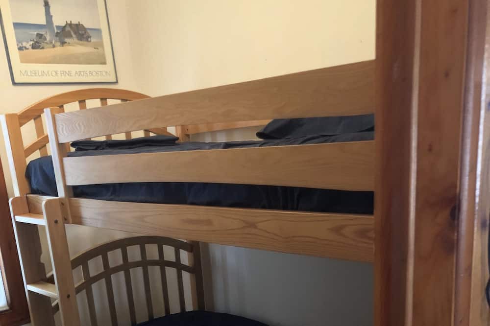 Photo of Bedroom in Lake View