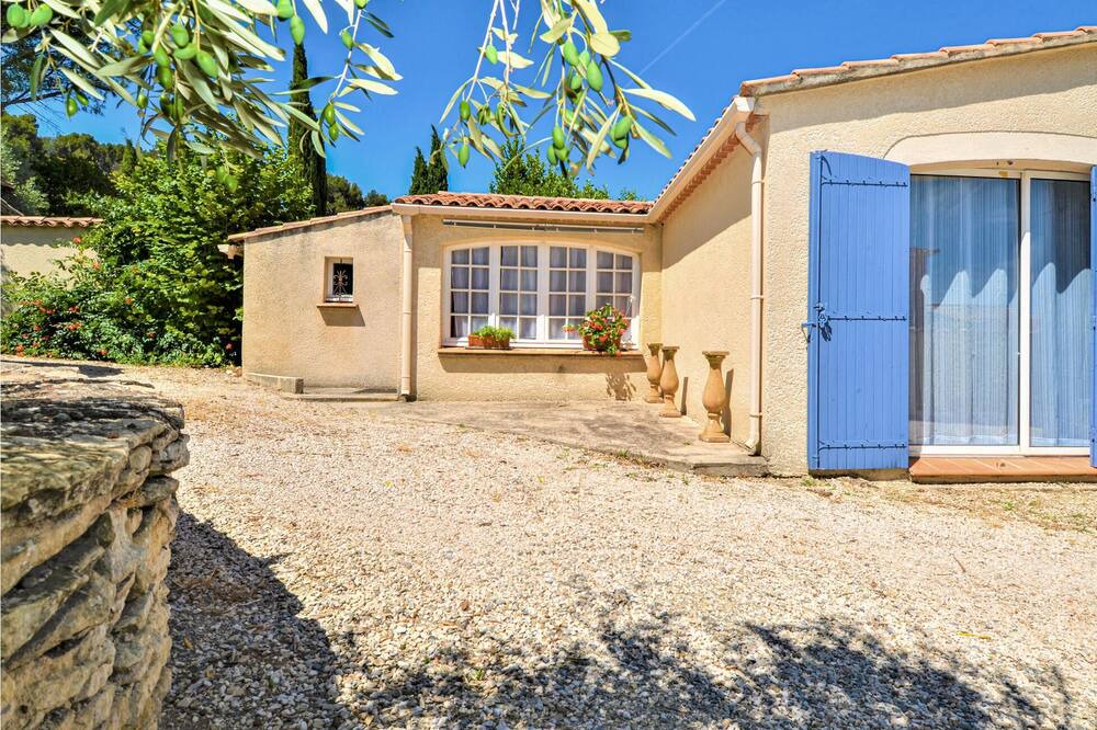 Photo of Outdoor in Saint-Saturnin-les-Avignon