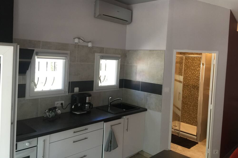 Photo of Kitchen in Nans-les-Pins