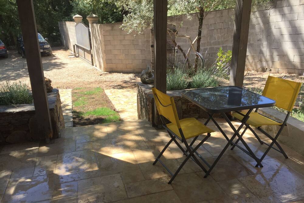 Photo of Patio Balcony in Nans-les-Pins