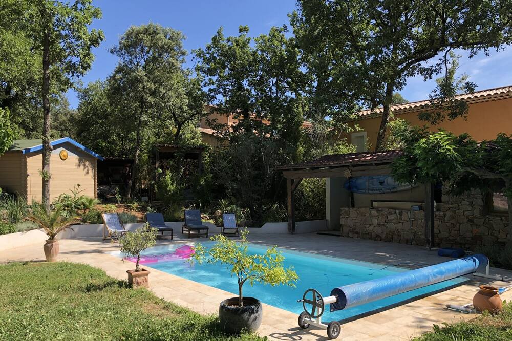 Photo of Outdoor in Nans-les-Pins