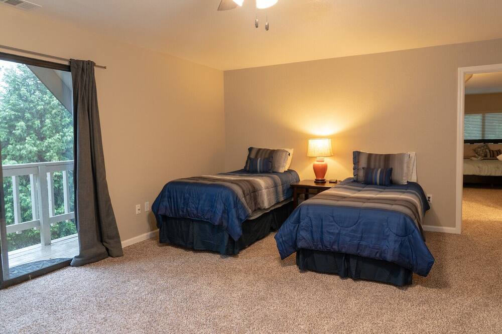 Photo of Bedroom in Pollock Pines