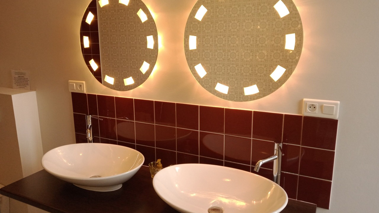 Photo of Bathroom in Beaulieu-sur-Layon