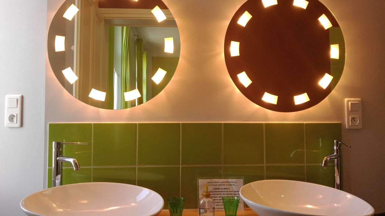 Photo of Bathroom in Beaulieu-sur-Layon