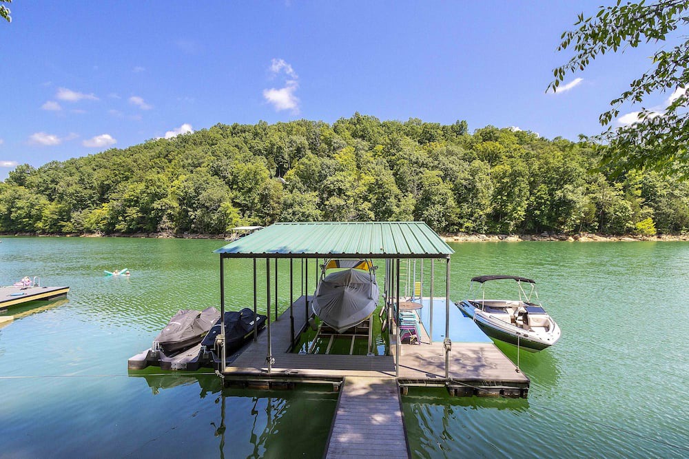 Photo of Others in Flat Hollow Marina