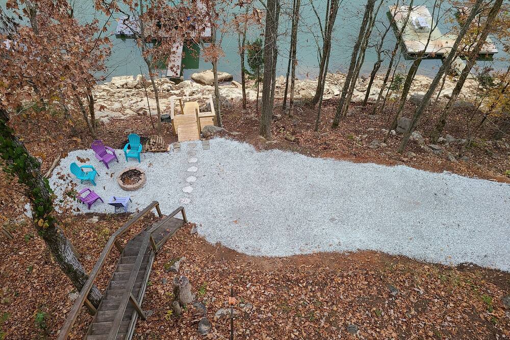 Photo of Others in Flat Hollow Marina
