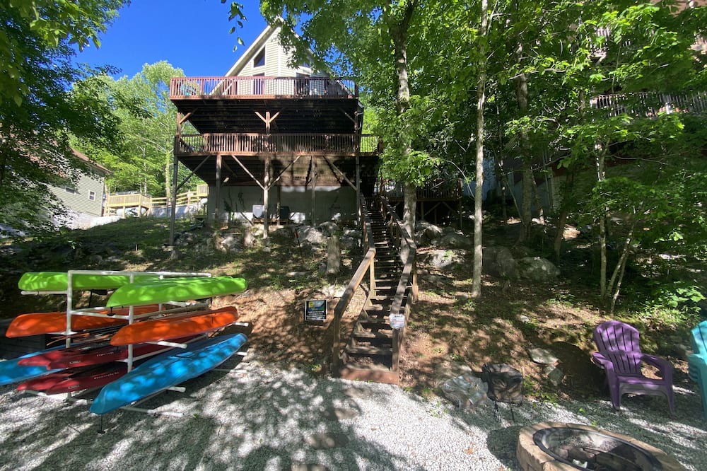 Photo of Outdoor in Flat Hollow Marina